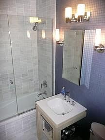 4th image of 813 W Oakdale Ave APT 1