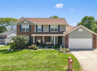 4865 Greenburg Dr, Saint Peters, MO