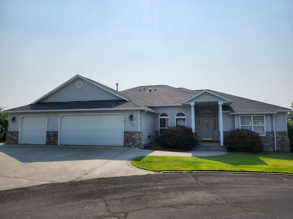 106 Prestwick Ln, Pasco, WA 99301
