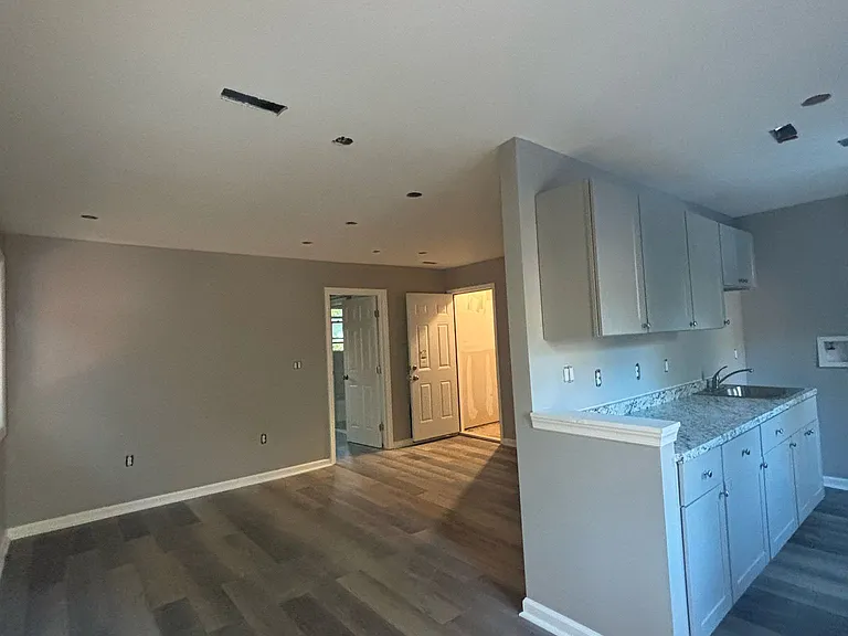 8306 Roanoke Ave #3 — Photo 5