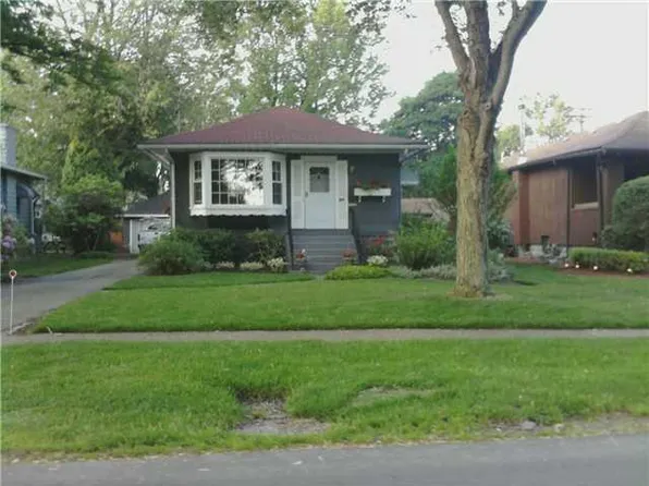 166 Prospect Ave, Hamburg, NY 14075