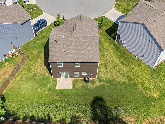 4th image of 2900 Bogart Ln