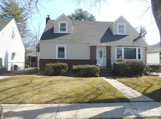 60 Hapsburg Pl, Hempstead, NY 11550