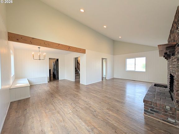 4th image of 61764 Blackhawk Trail Ln
