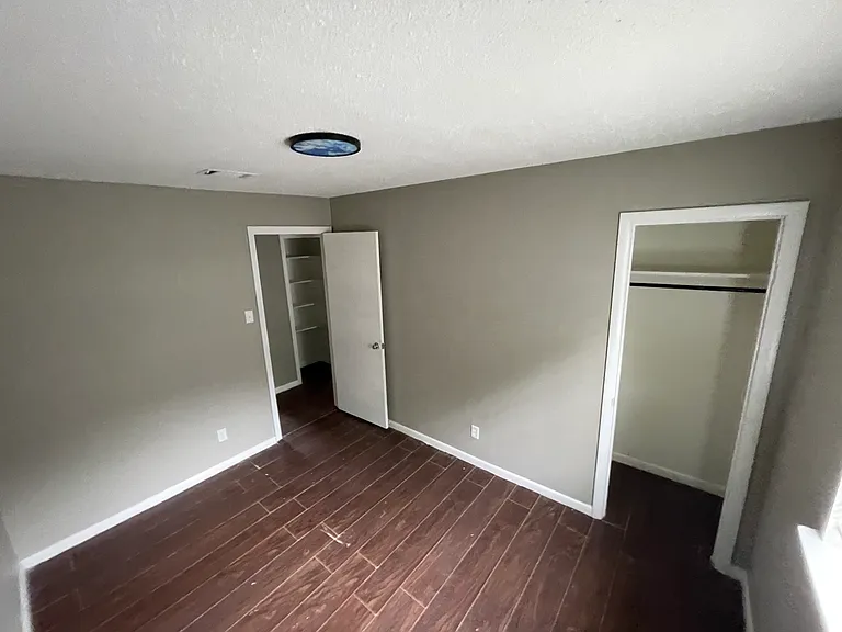 512 Libby Ln — Photo 11