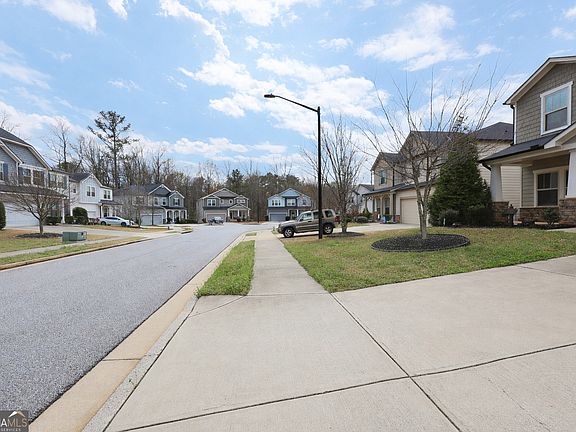 4th image of 1847 Azure Grove Ct