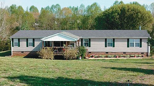 1st image of 120 Mountain Crest Dr