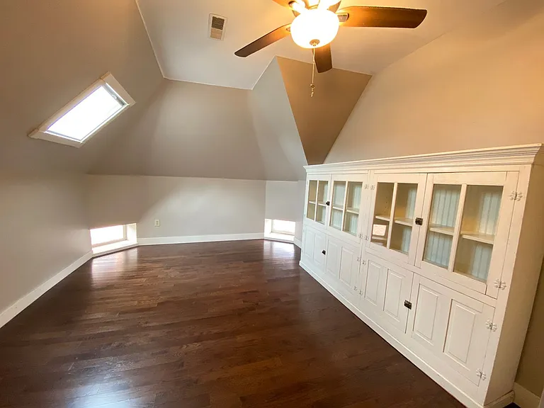 46 W Starr Ave — Photo 32