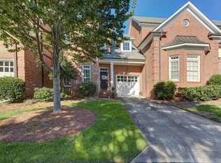 4926 Park Phillips Ct, Charlotte, NC 28210