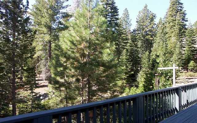 2nd image of 585 Grouse Dr