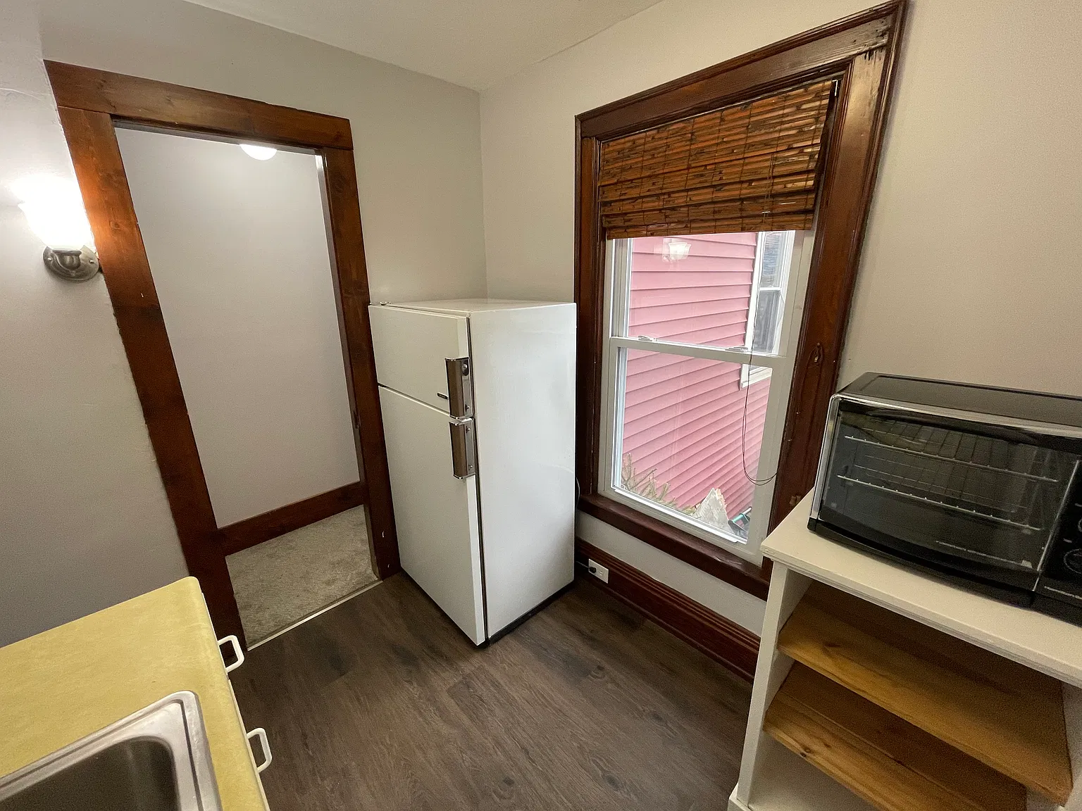 Studio, 300 sqft, $750 — Photo 2