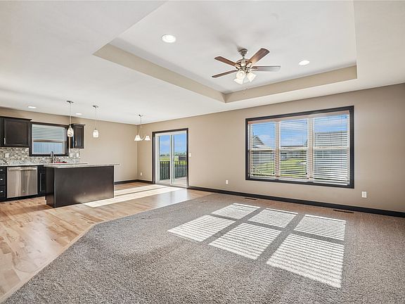 3rd image of 5823 Smithland Dr