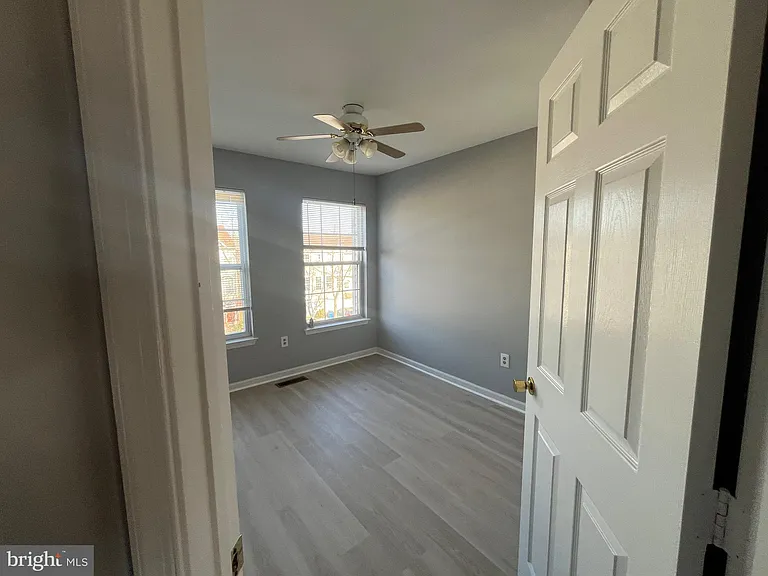 14861 Bolton Rd — Photo 17