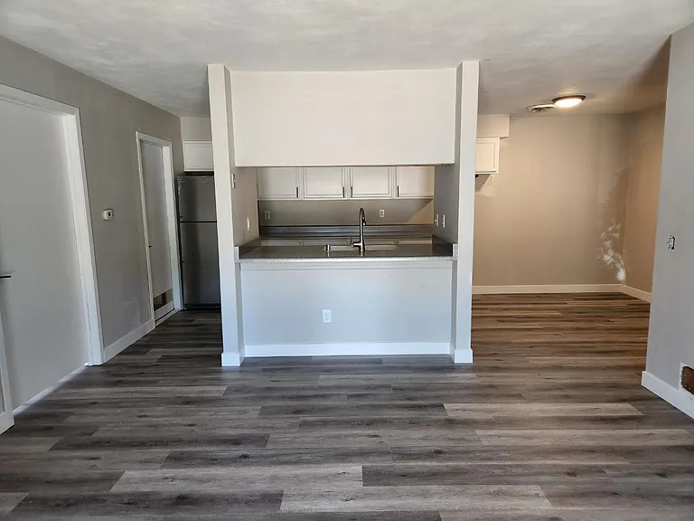 1320 Riverside Dr #1 — Photo 5