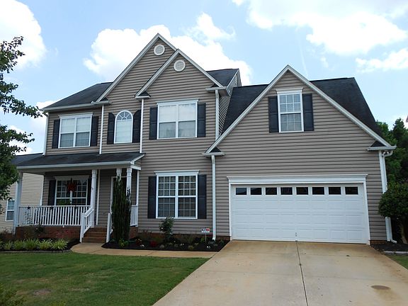 2nd image of 304 Grimes Dr
