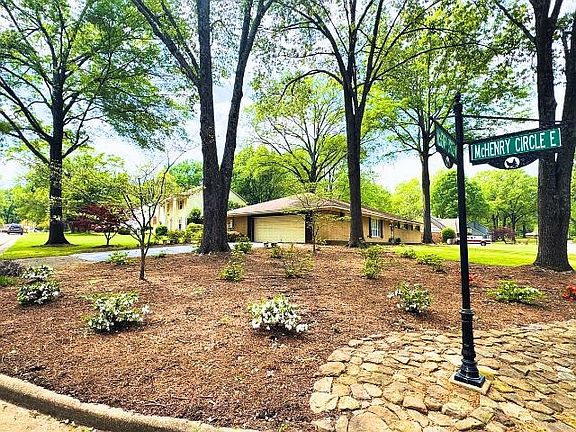 3rd image of 7707 McHenry Cir N