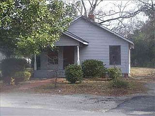 2nd image of 709 S 8th St