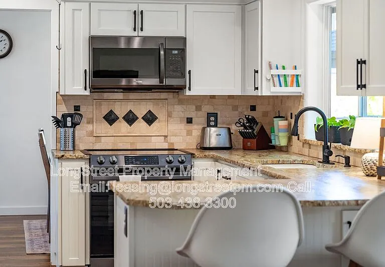 3144 NE 2nd Ct — Photo 54