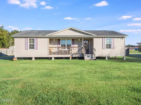 1014 Stanley Robert Rd, Breaux Bridge, LA 70517