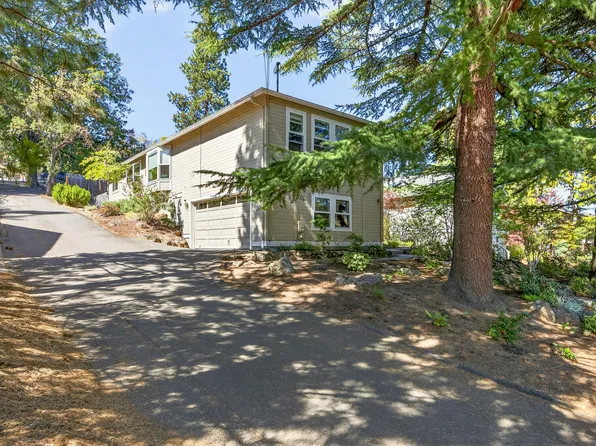 269 Idaho St, Ashland, OR 97520