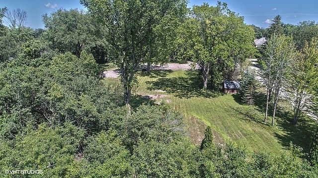 1st image of 1363 Estate Ln E