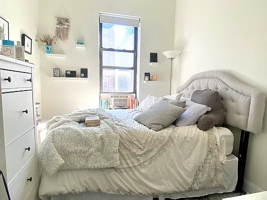 Rented by Corcoran | media 16