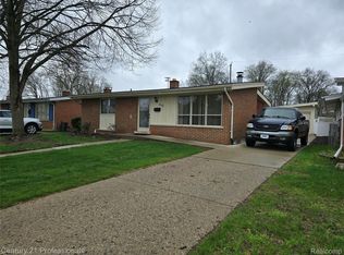 489 Henry Ruff Rd, Garden City, MI 48135