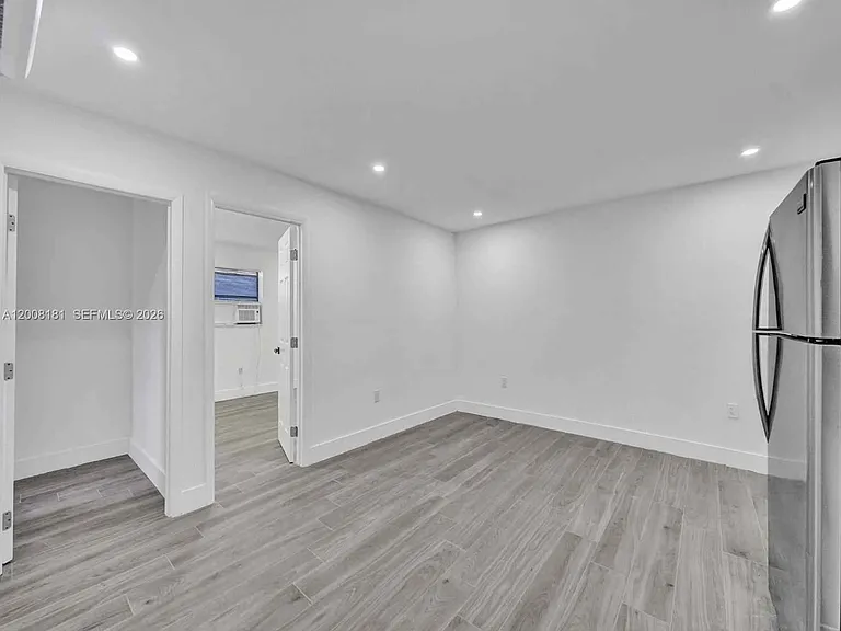 5740 Mayo St — Photo 18