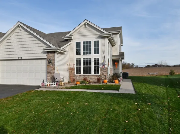 697 Catamaran Cir, Hampshire, IL 60140