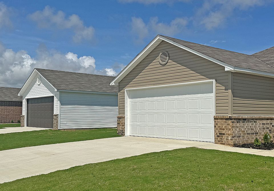 Ridge Creek Streetscape