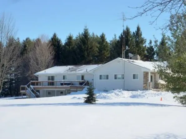 10485 Hill Rd, Goodrich, MI 48438