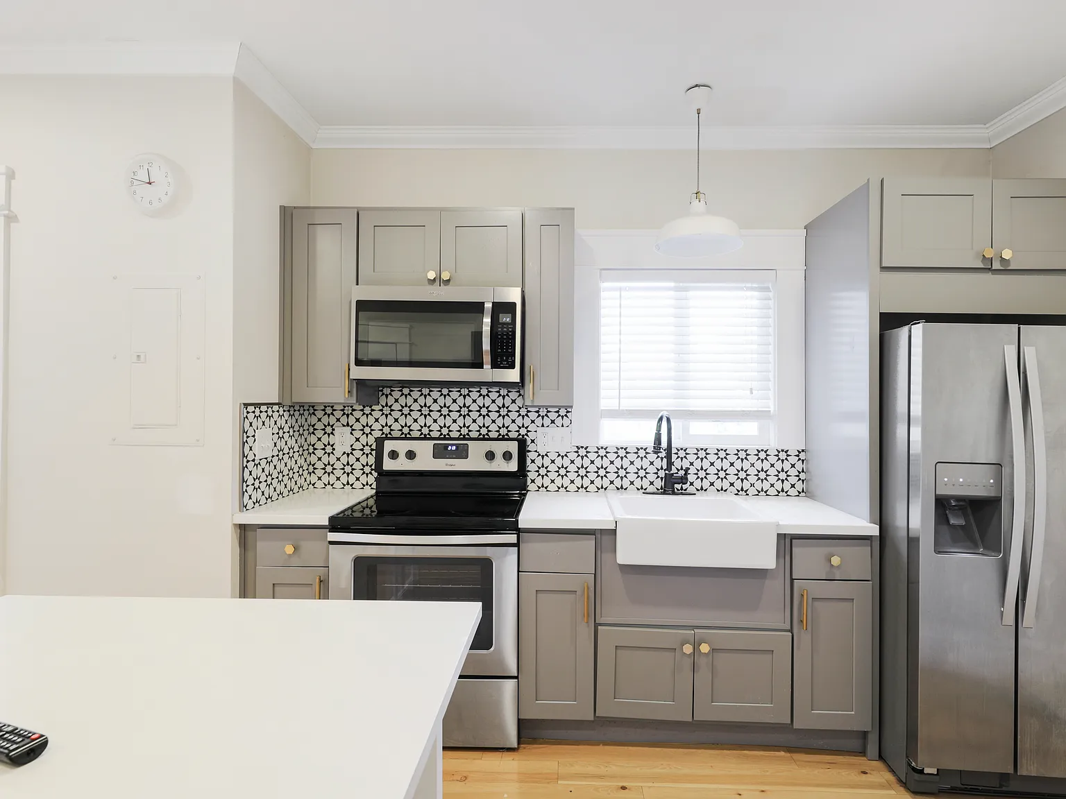 2 bed, 1200 sqft, $2,650 — Photo 2