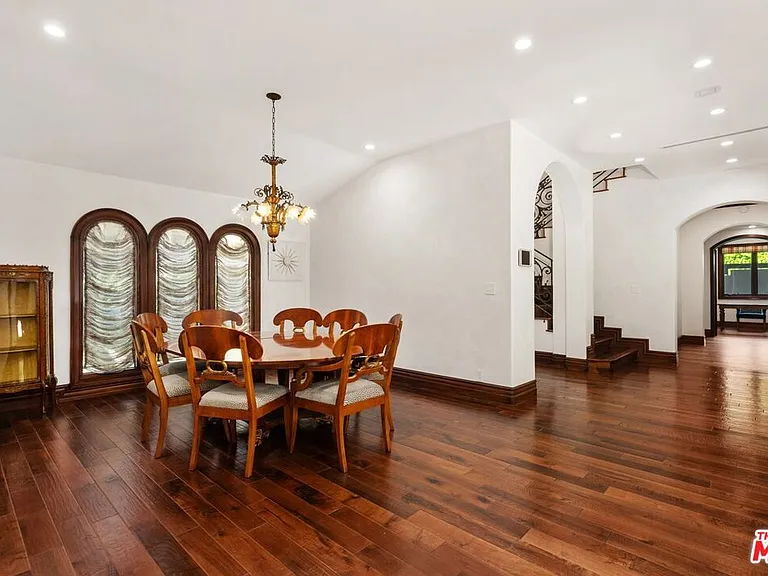 2108 San Ysidro Dr — Photo 6