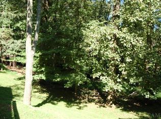 15 McGuire Ln, Croton On Hudson, NY 10520