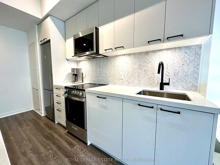 1808 Saint Clair Ave W #709 — Photo 5