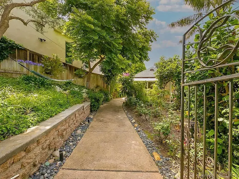 1520 Virginia Way — Photo 2