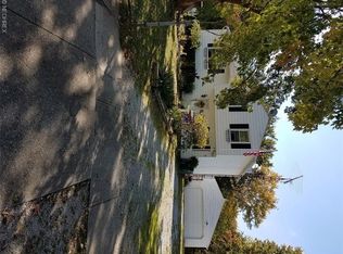 9137 Linden Cir, Windham, OH 44288