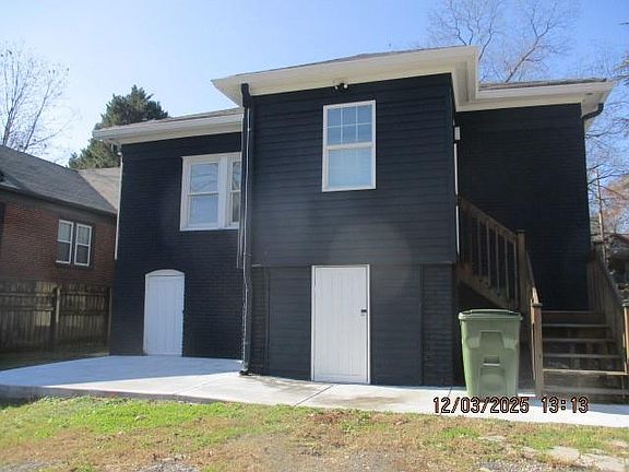 2nd image of 862 Moreland Ave