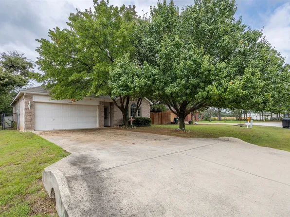 410 Redbud Ln, Tolar, TX 76476