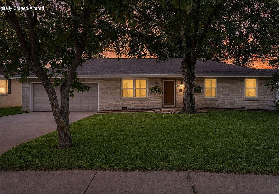 1st image of 2648 E Grand Street
