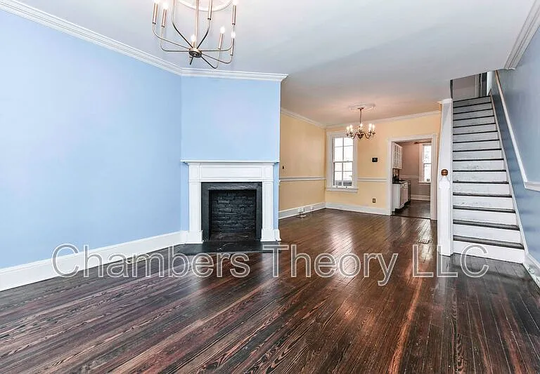 1005 Duke St — Photo 4