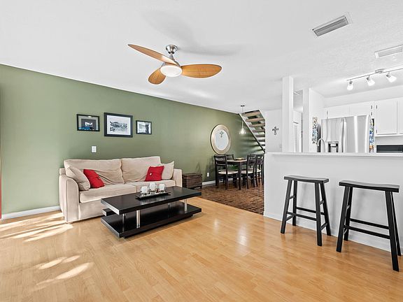 5th image of 3900 NE 18th Avenue #40h