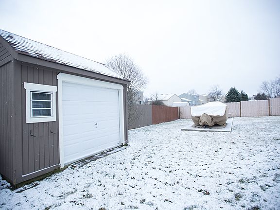 4th image of 6121 Hazelmere Dr