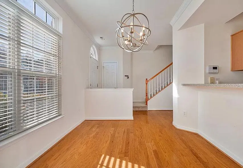 3 bed, 2.5 bath, 1848 sqft, $2,595 — Photo 4