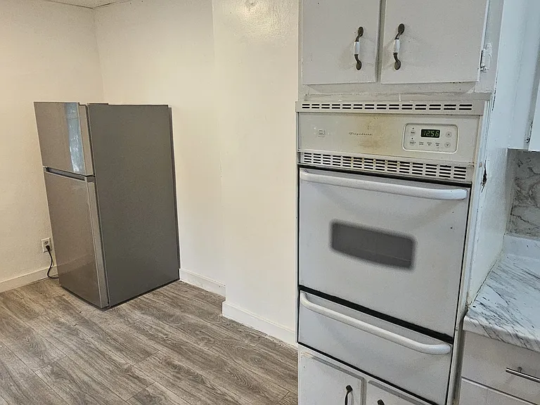 1477 E 102nd St #1 — Photo 3