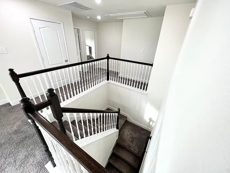 644 Fox View Dr — Photo 19