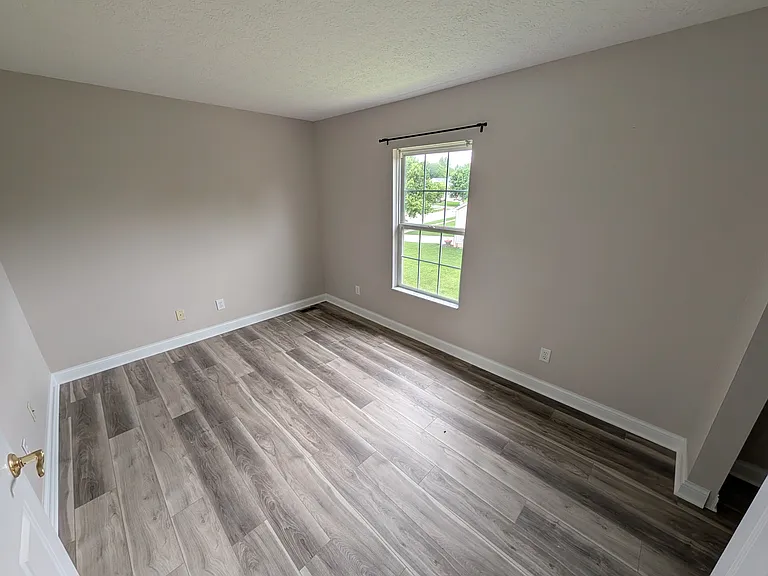 253 Dewfall Dr — Photo 24