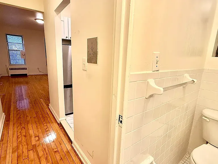 590 3rd Ave #3D — Photo 1