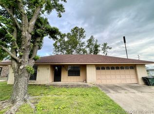 720 W Trinidad Dr, Sand Springs, OK 74063