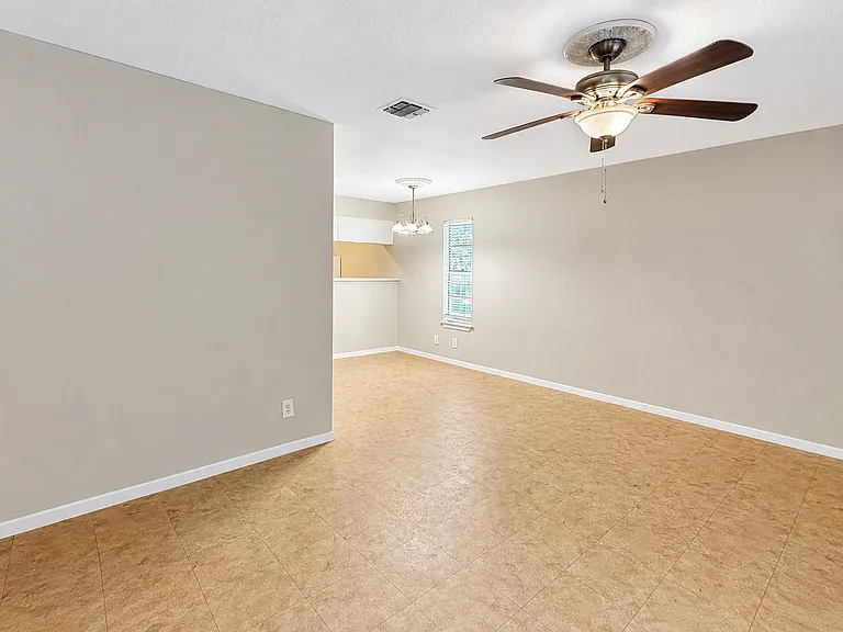 10527 Perrin Beitel Rd #C102 — Photo 4